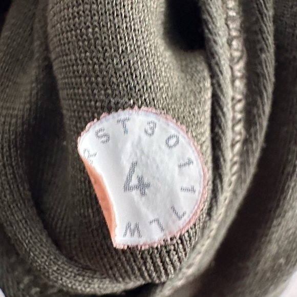 Lululemon Green Army Leggings Yoga Women’s Size 4 - Picture 3 of 3